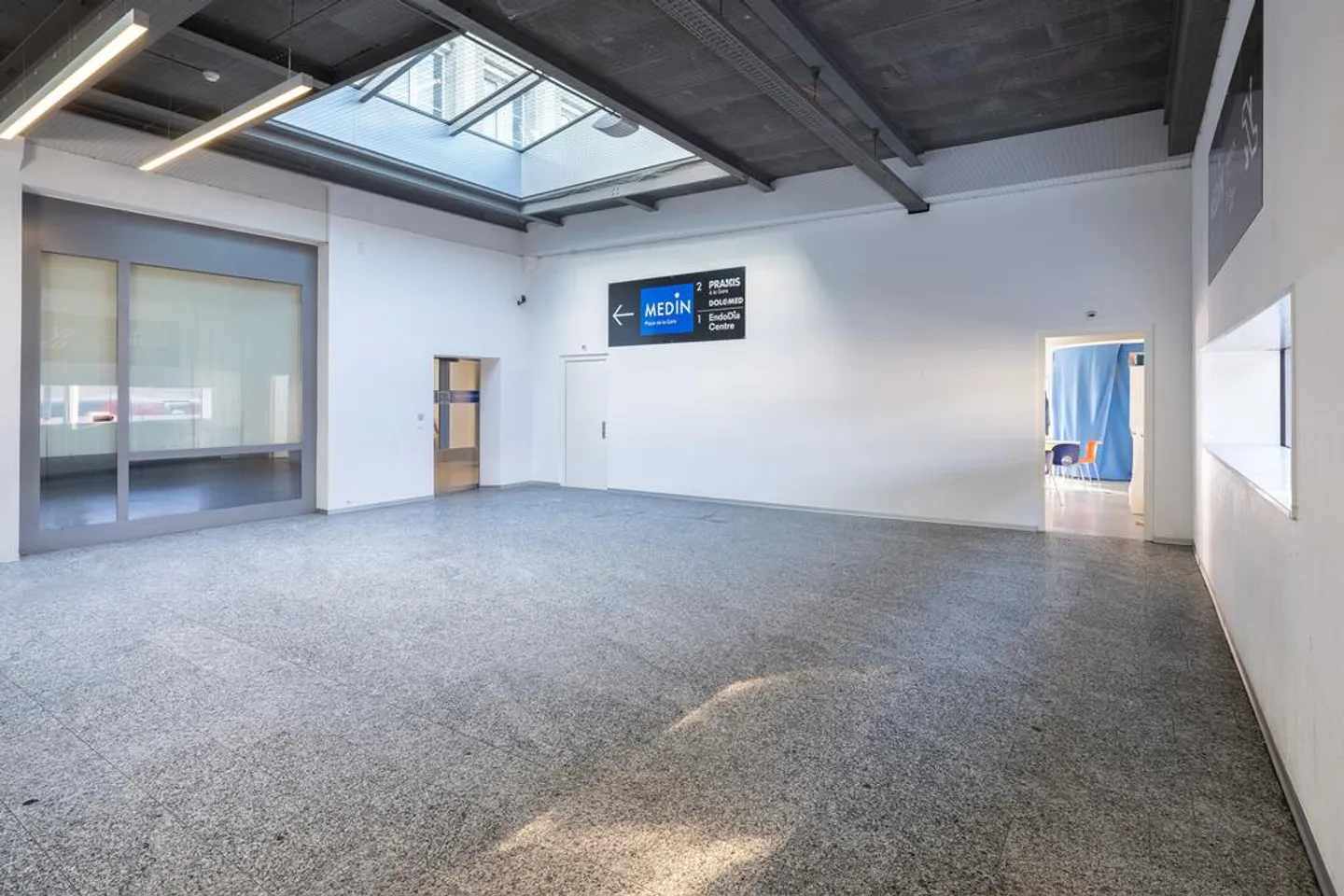 Des pièces lumineuses dans le bâtiment de la gare ! - Photo 6 sur 6