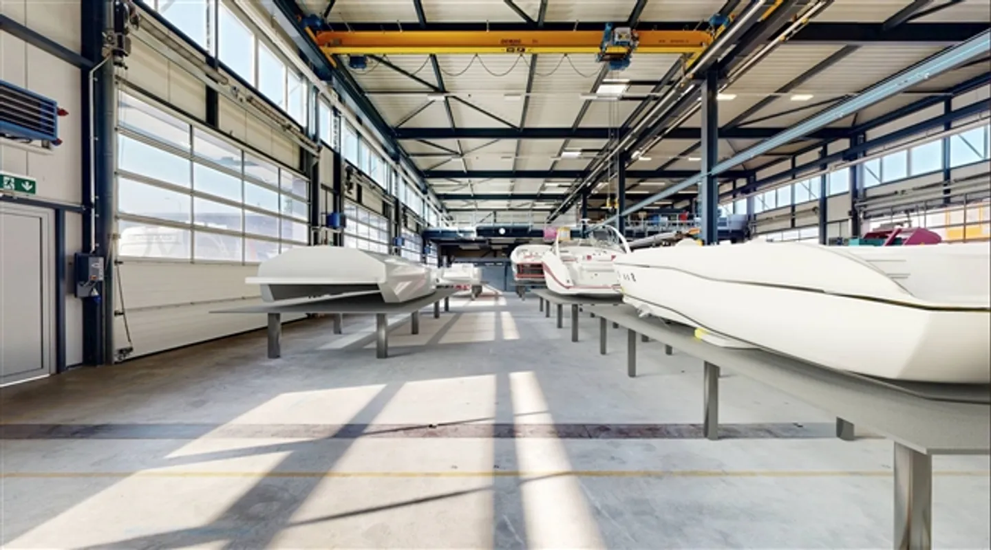 Bellissimo spazio industriale in una posizione ideale - Foto 2 di 9