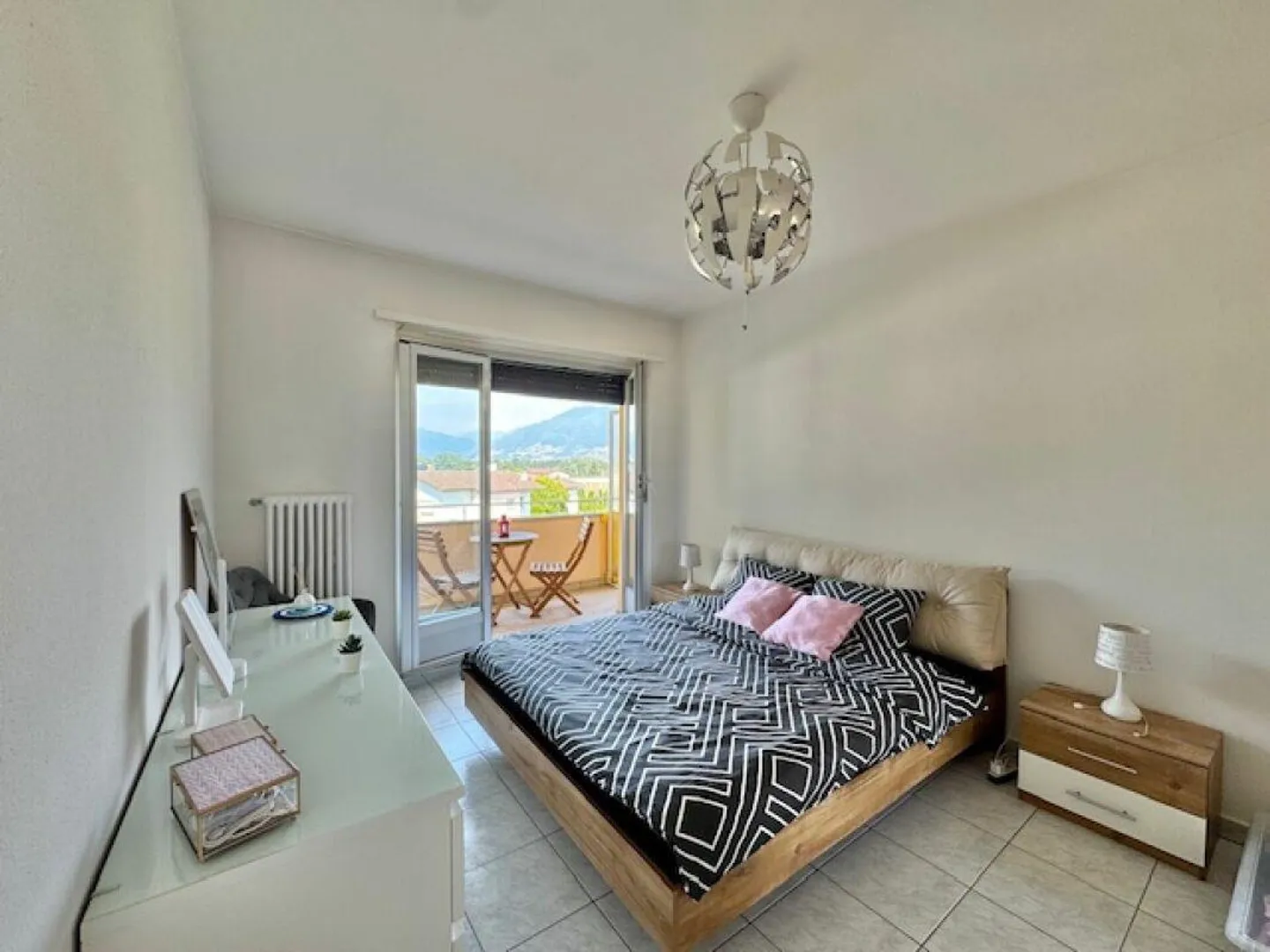 FOR SALE IN QUARTINO - 2.5 ROOM APARTMENT ON 2ND FLOOR - Photo 5 of 14