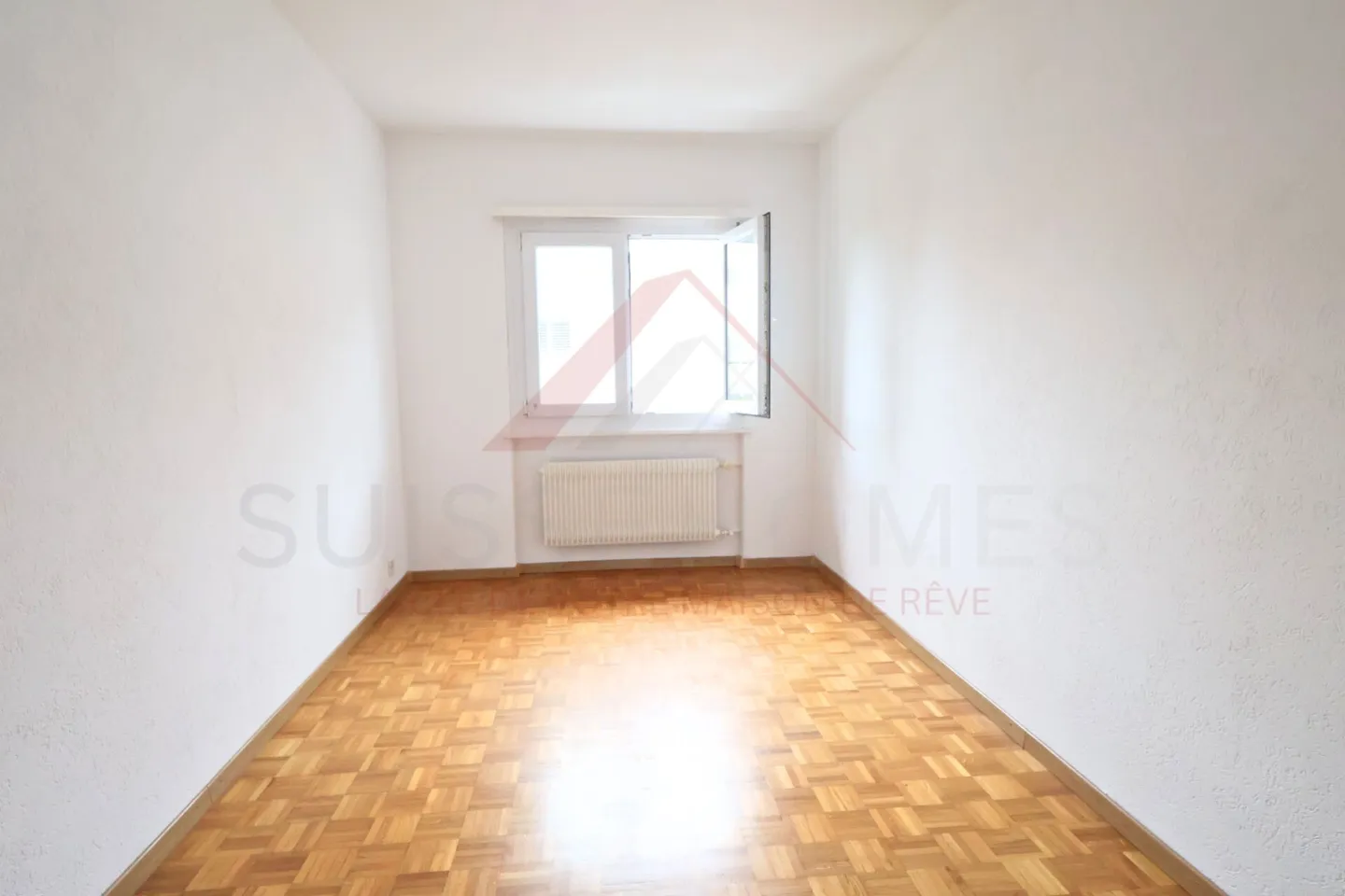 Villeneuve - Appartement rénové 4.5 pièces au 3? étage avec balcon plein sud de 13 m² - Foto 14 di 18