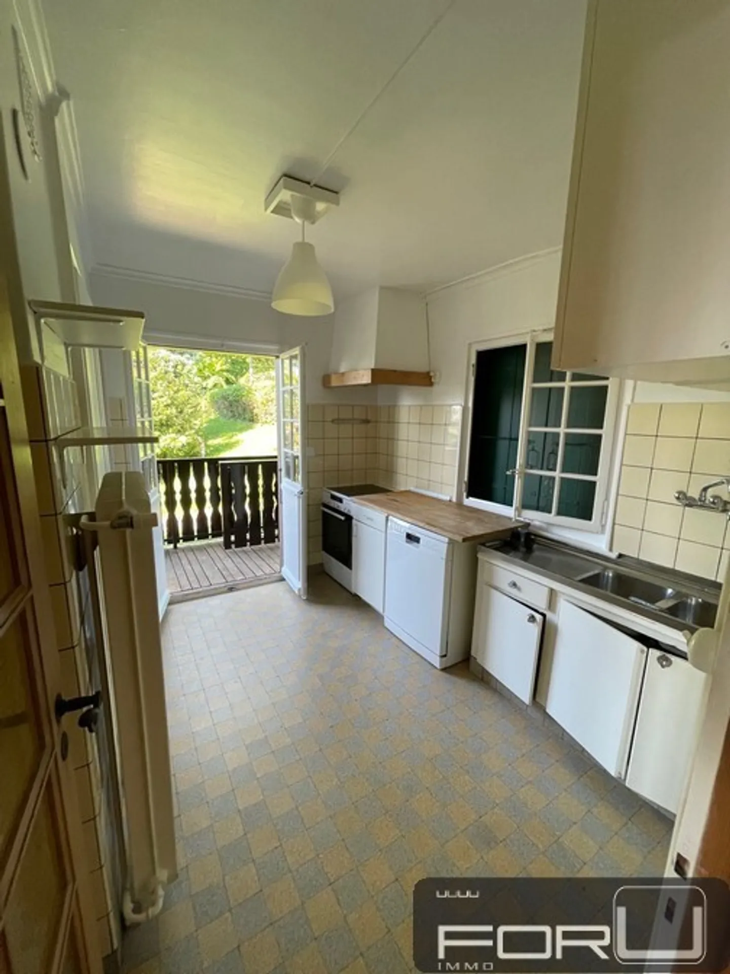 Schönes 8-Zimmer-Chalet auf großem Grundstück in Arzier - Foto 10 von 13