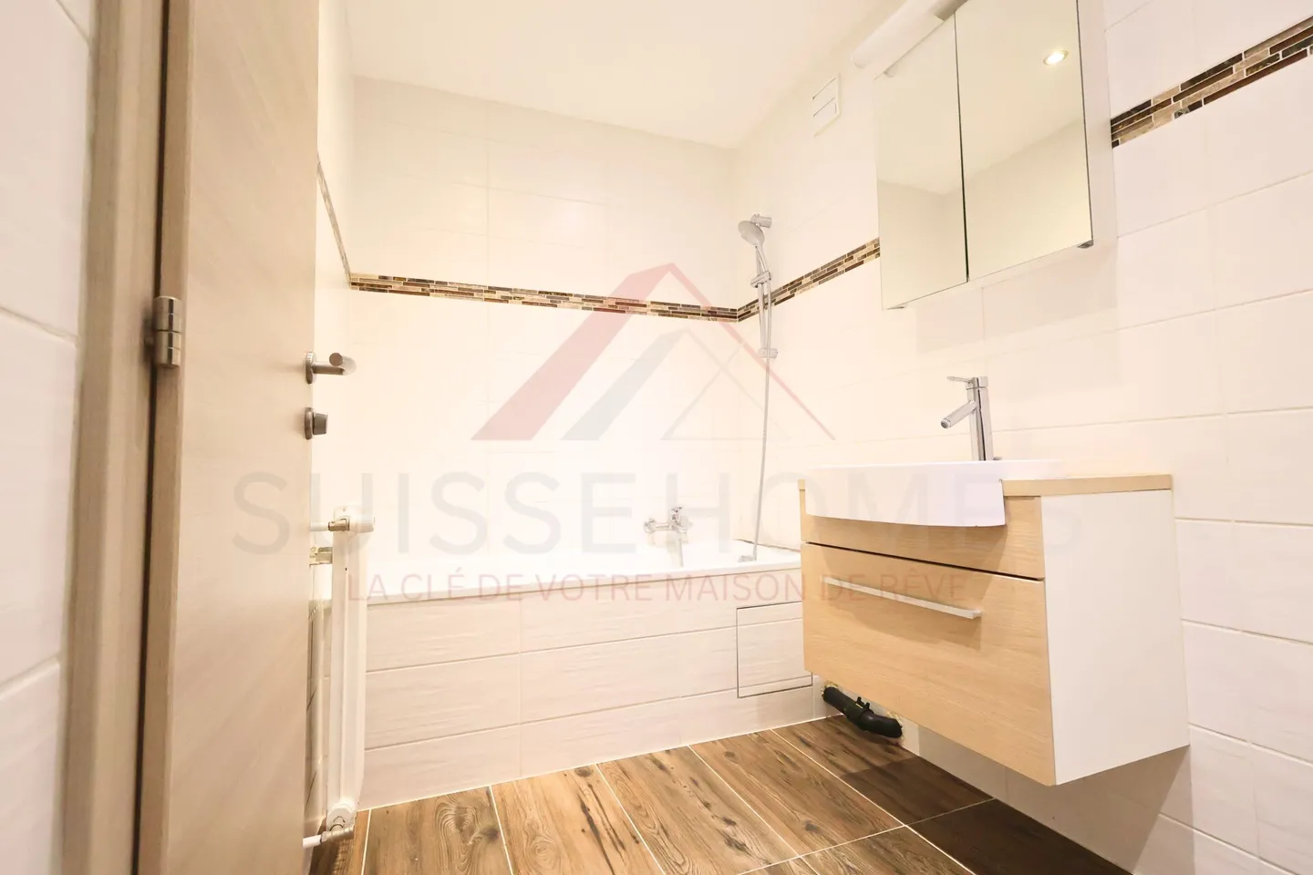 Villeneuve - Appartement rénové 4.5 pièces au 3? étage avec balcon plein sud de 13 m² - Foto 16 di 18