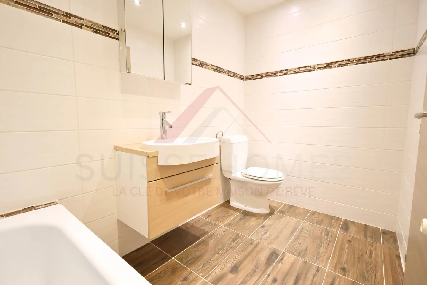 Villeneuve - Appartement rénové 4.5 pièces au 3? étage avec balcon plein sud de 13 m² - Foto 17 di 18