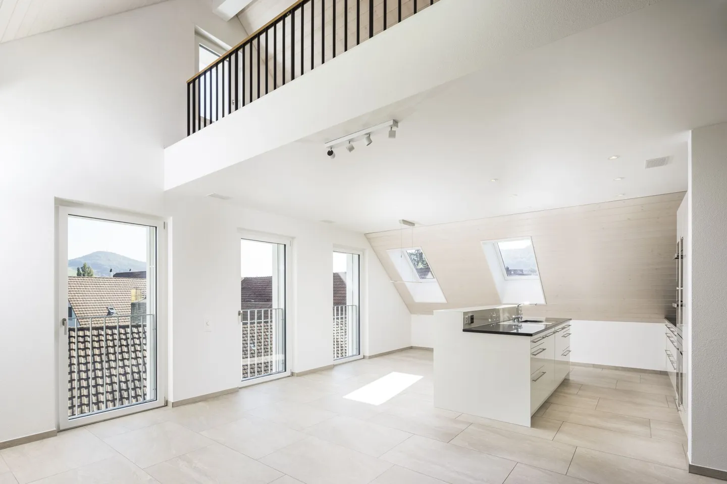 Appartement de 3,5 pièces de rêve avec galerie et balcon - Photo 1 sur 14