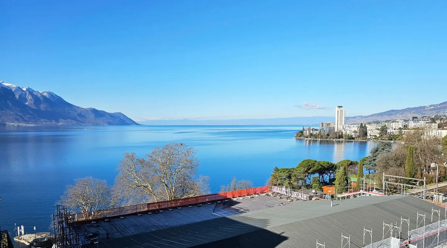 Spazioso appartamento di 176 m2 all'ultimo piano - Foto 5 di 8