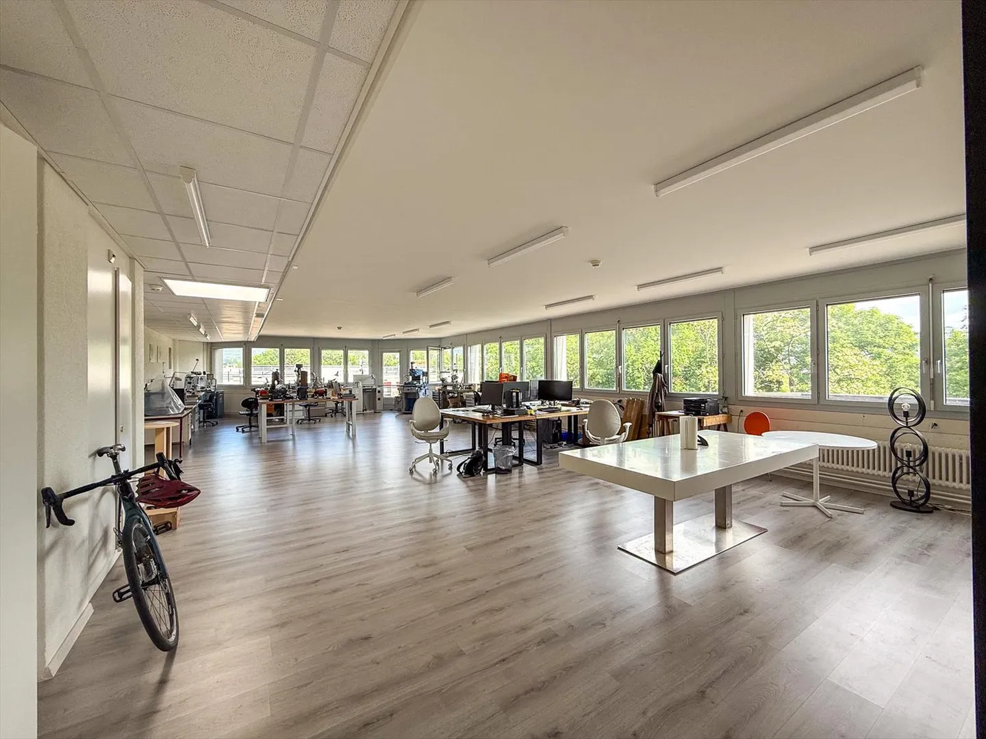 Bureau 3 pièces - Photo 1 sur 3