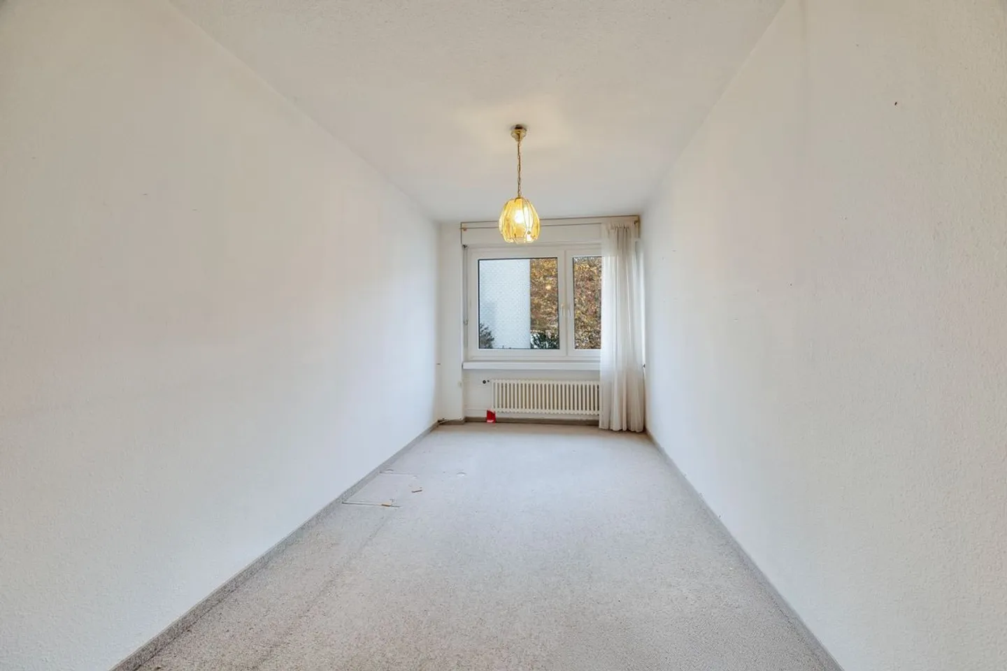 SUNNY, CENTRAL AND WITH LOTS OF CHARM - Photo 5 of 11