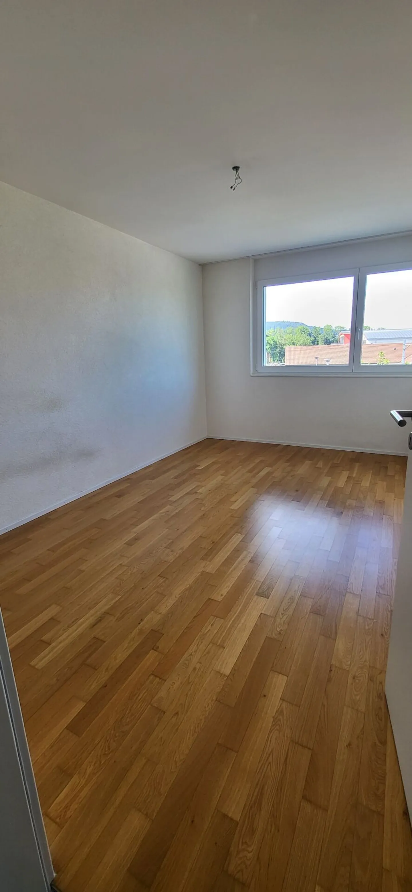 Modern living in 4.5 rooms with a twist - a home to fall in love with - Photo 5 of 15