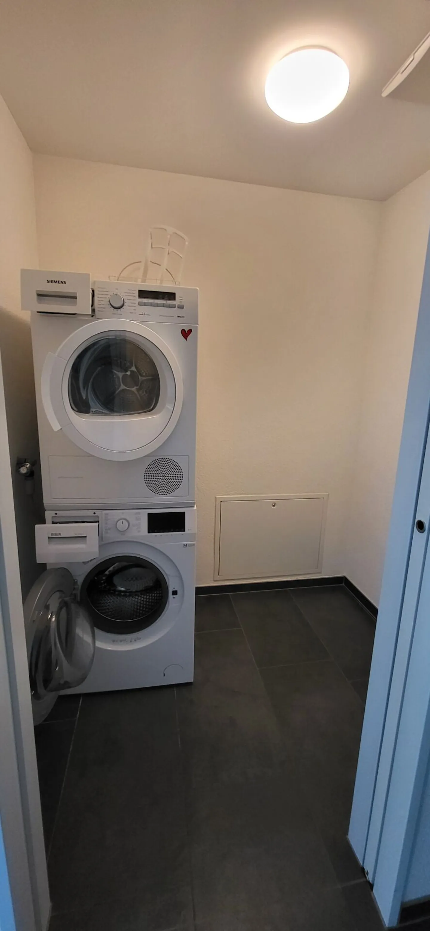 Modern living in 4.5 rooms with a twist - a home to fall in love with - Photo 13 of 15