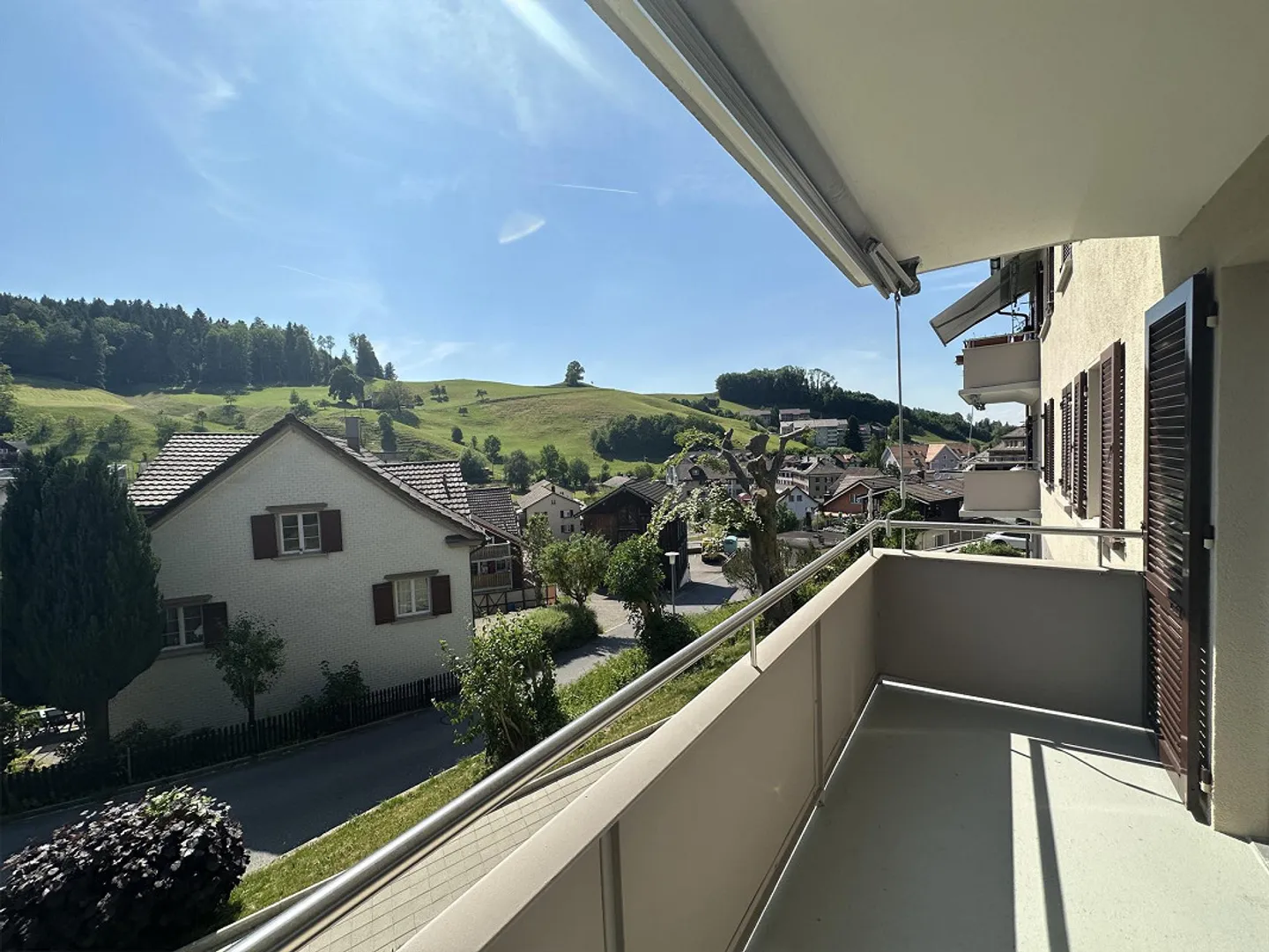 Appartement moderne avec belle vue - Photo 4 sur 11