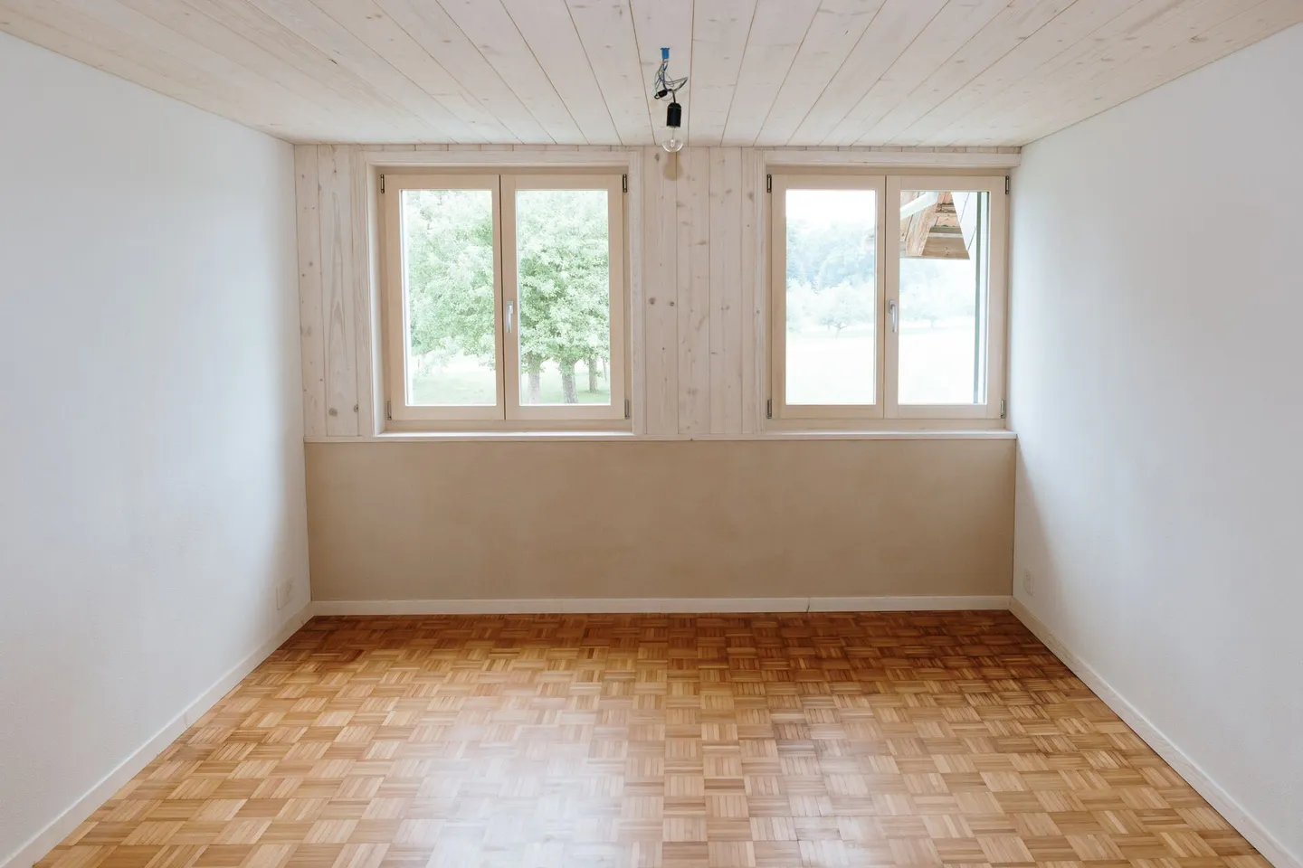 Landwirtschaftliche Liegenschaft mit kernsaniertem Bauernhaus - Foto 5 von 15