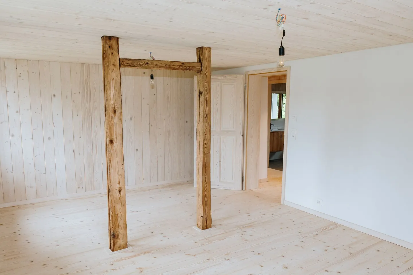 Landwirtschaftliche Liegenschaft mit kernsaniertem Bauernhaus - Foto 6 von 15