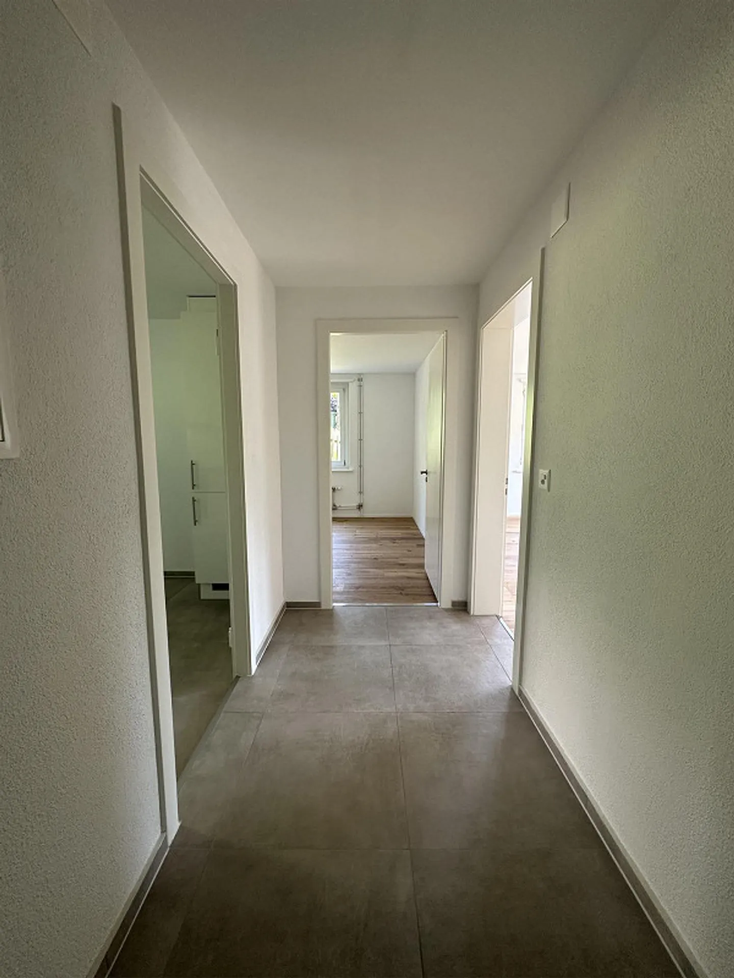 Appartement moderne avec belle vue - Photo 9 sur 11