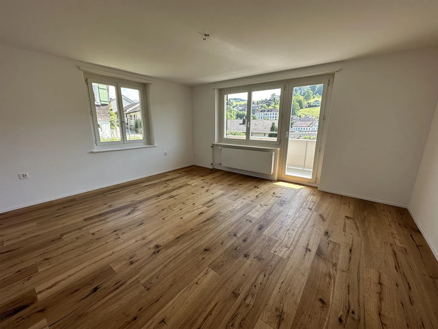 Appartement moderne avec belle vue - Photo 2 sur 11