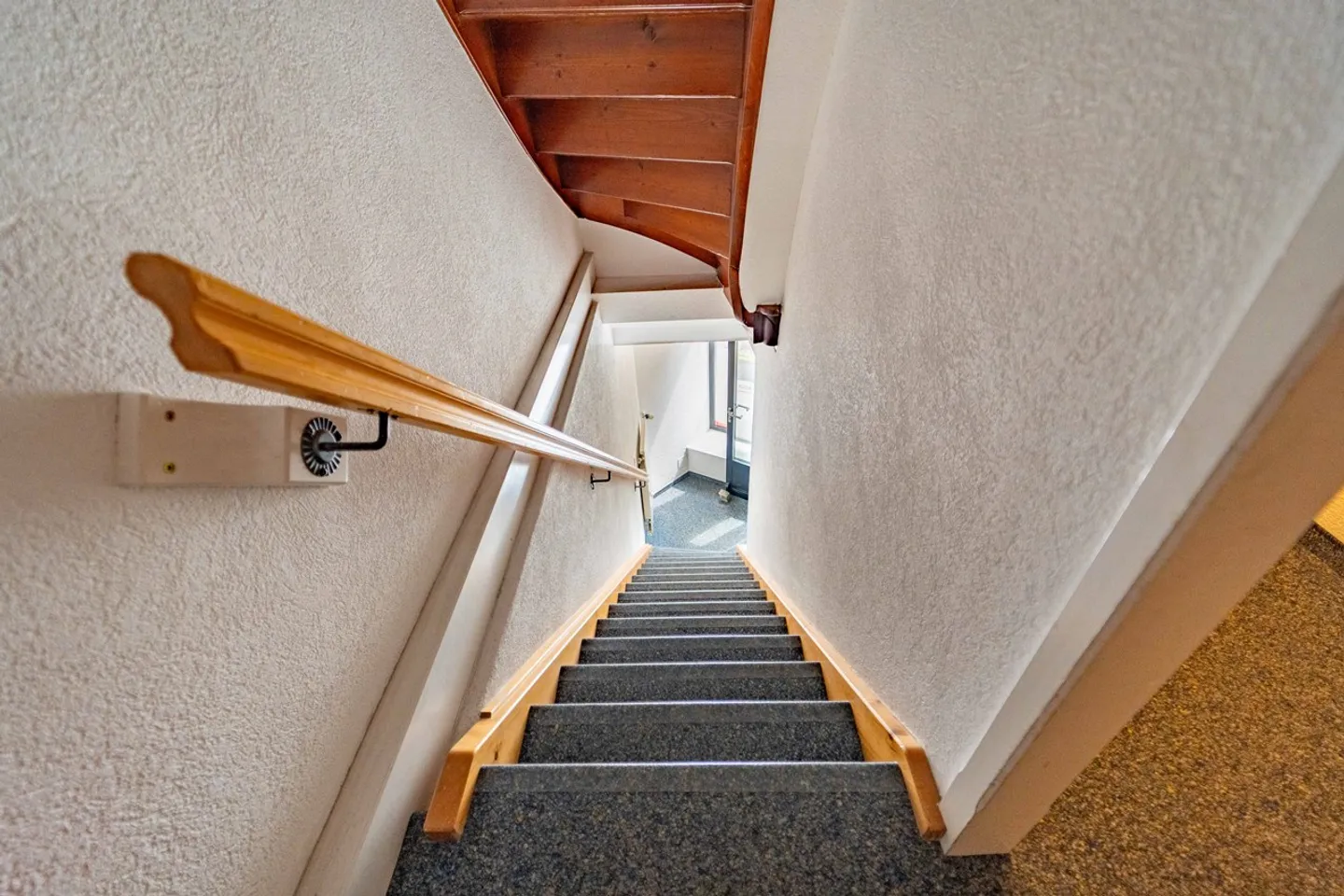 Bâtiment de village à usage mixte au cœur de Château-d'?x (VD) - Photo 4 sur 7