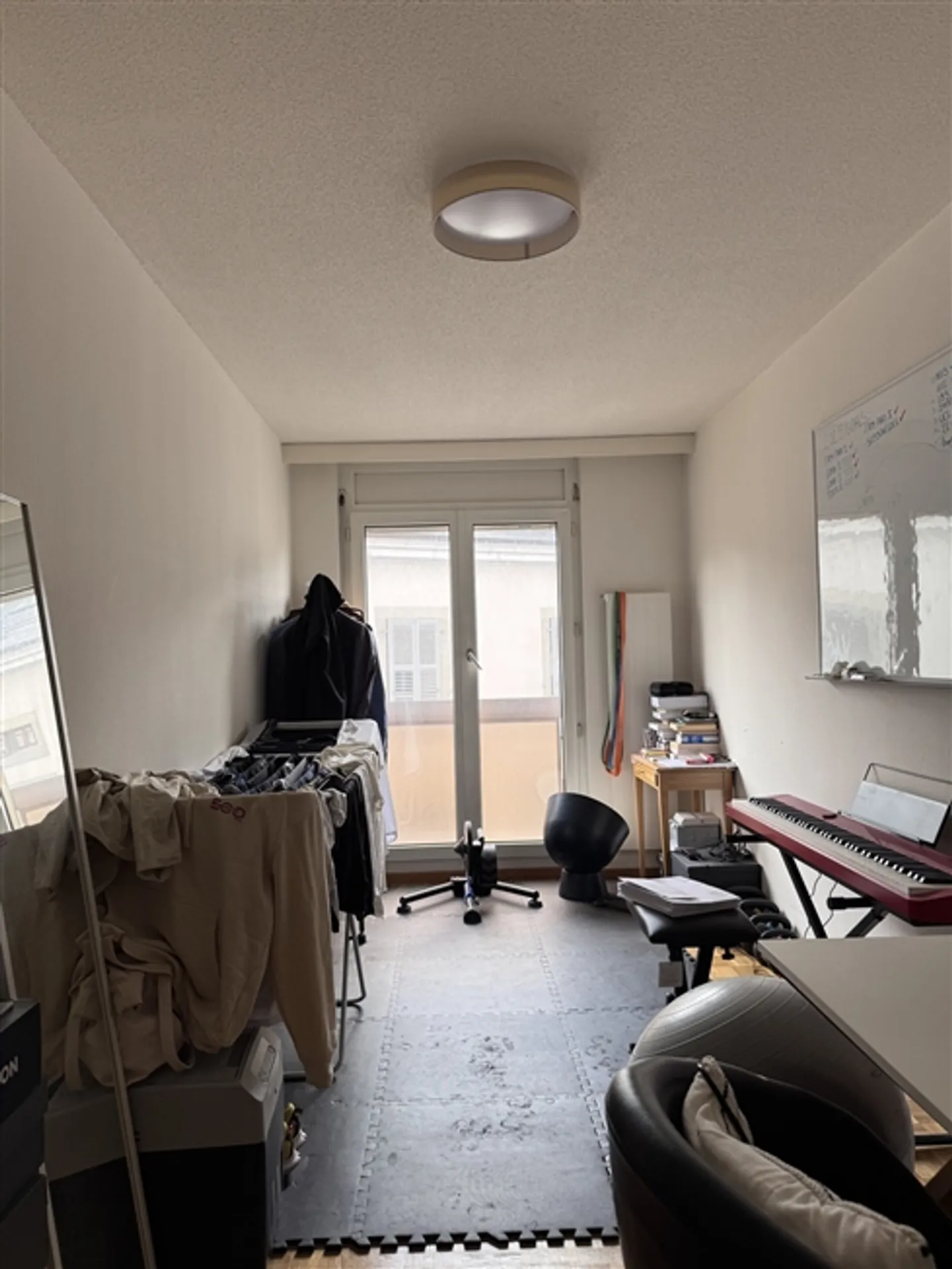 «4-ZIMMER-WOHNUNG IN GENF - ZENTRUM, MÖBLIERT, BEFRISTET» - Foto 8 von 9