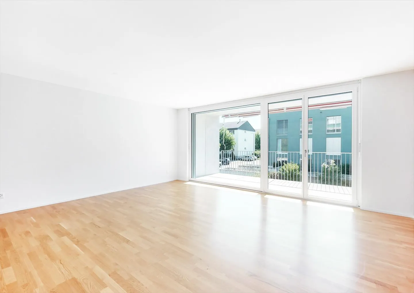 Modern apartment with terrace sought - Photo 1 of 8