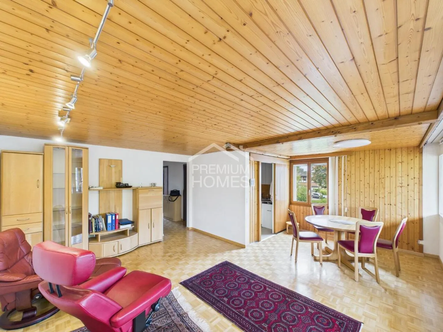 Gioiello residenziale soleggiato vicino all'Aare - ideale per famiglie e investitori - Foto 2 di 8