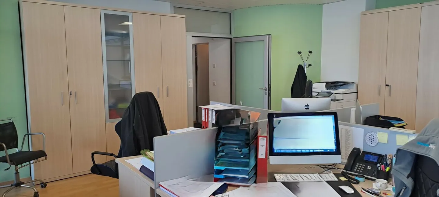 Office space for sale - Photo 11 of 22