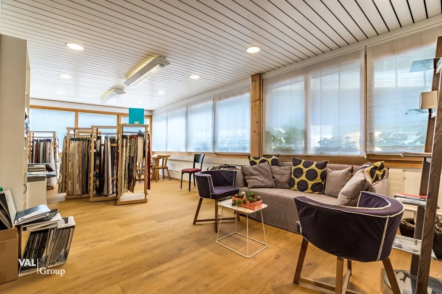 Modern production and storage hall with diverse usage possibilities - Photo 3 of 13