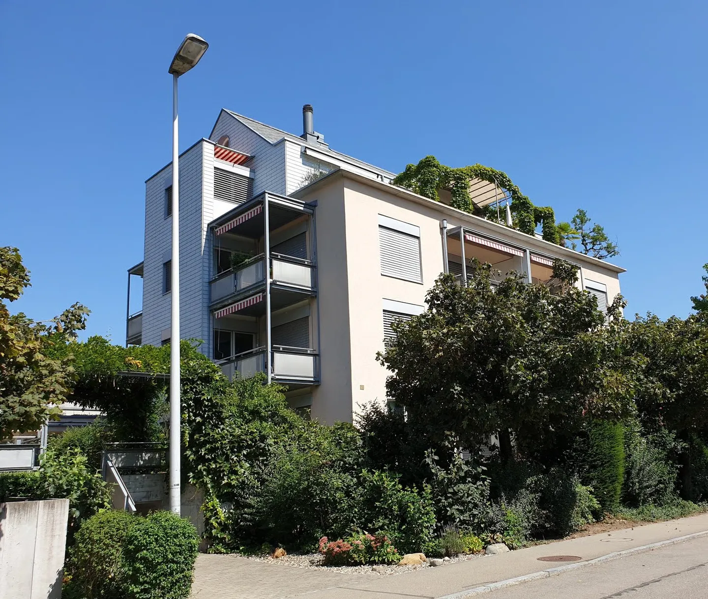 Helle Wohnung in Bremgarten - Foto 1 von 13