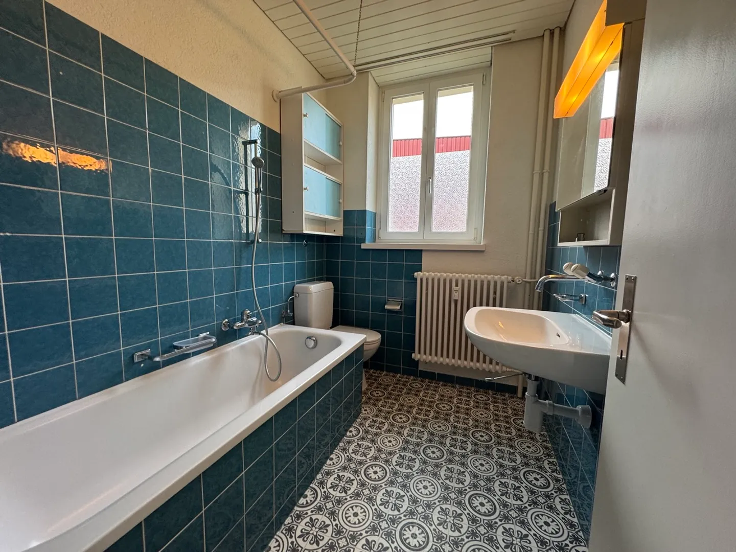 Chambres partagées meublées à distance de marche de la gare de Frenkendorf - Photo 3 sur 12