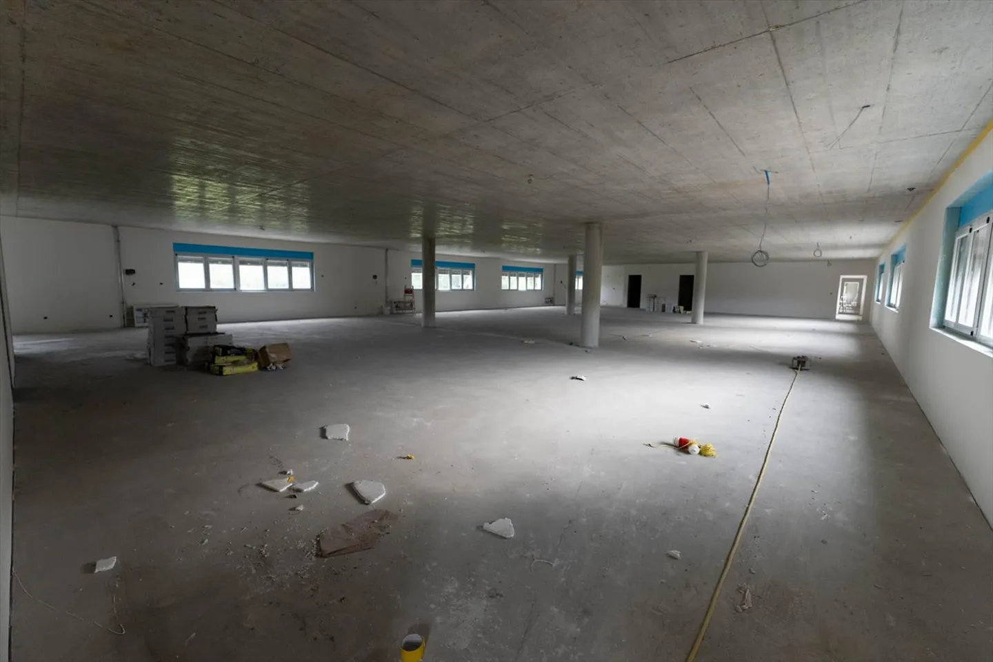Atelier 1 pièce - Photo 5 sur 8