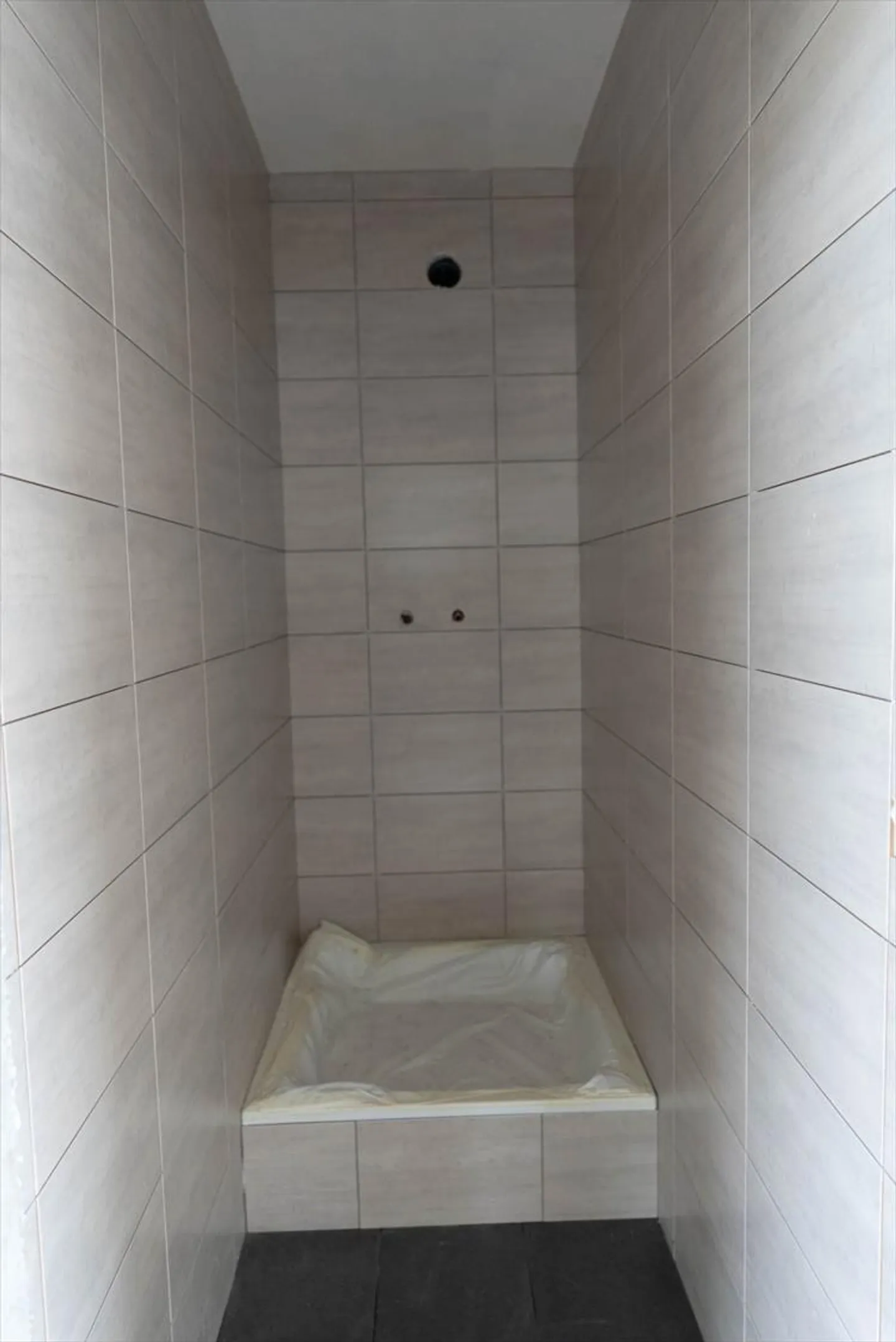 Atelier 1 pièce - Photo 7 sur 8