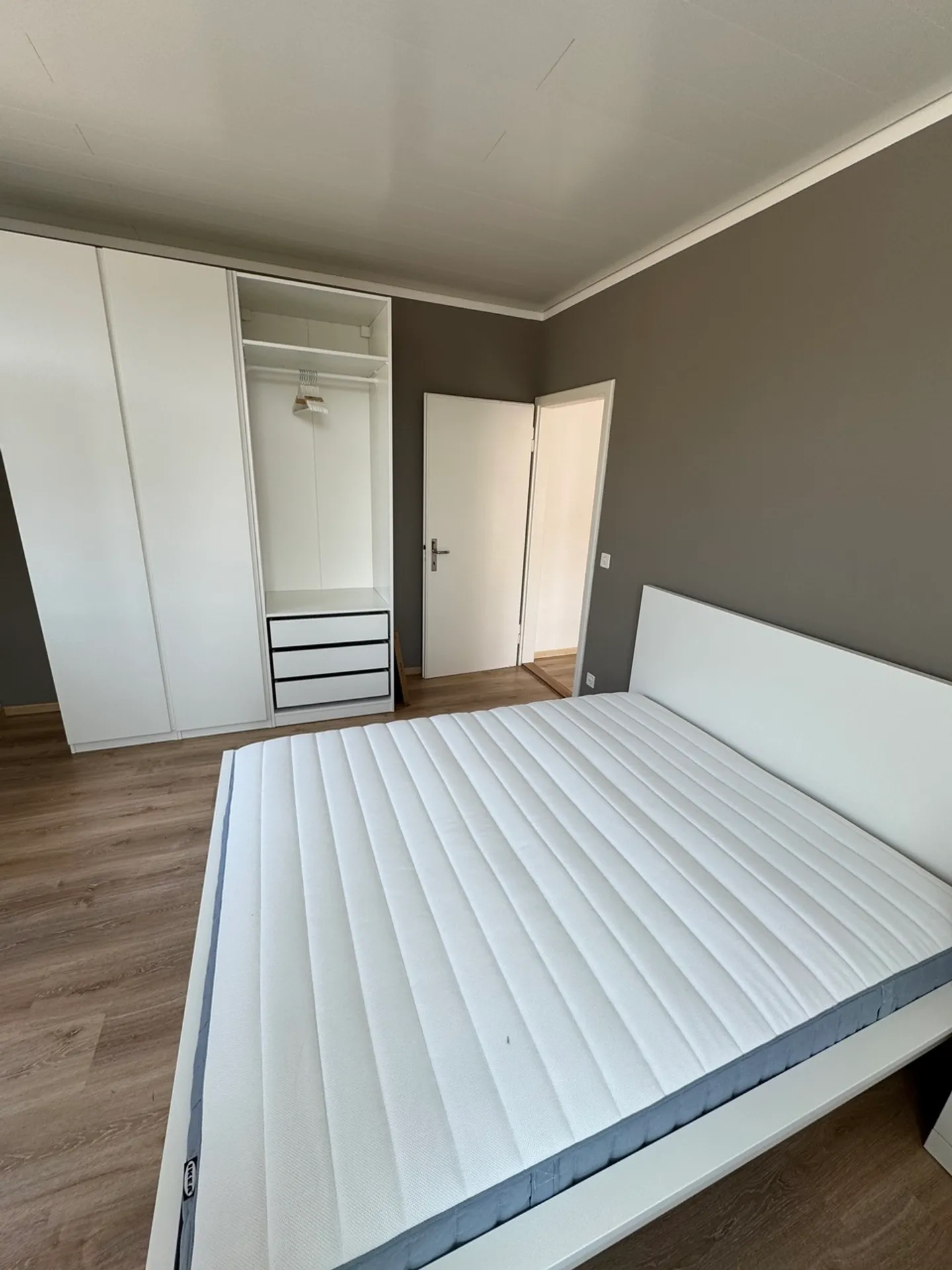 Chambres partagées meublées à distance de marche de la gare de Frenkendorf - Photo 10 sur 12