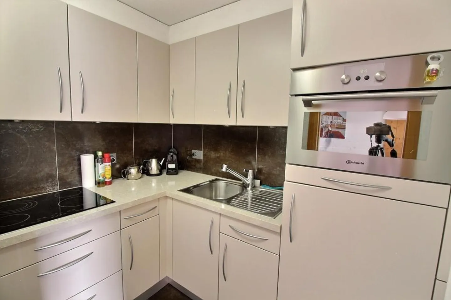 Apartment for rent for the week in the cable car section - Photo 5 of 10