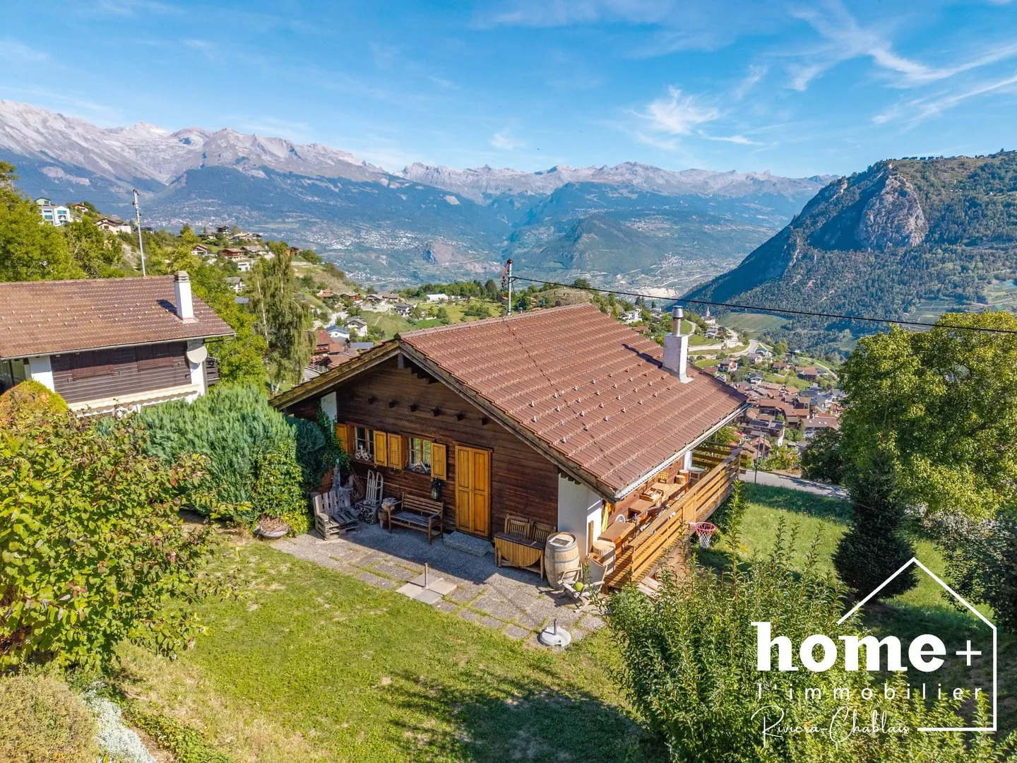 Chalet Charmant avec Vue Époustouflante - Photo 1 sur 14