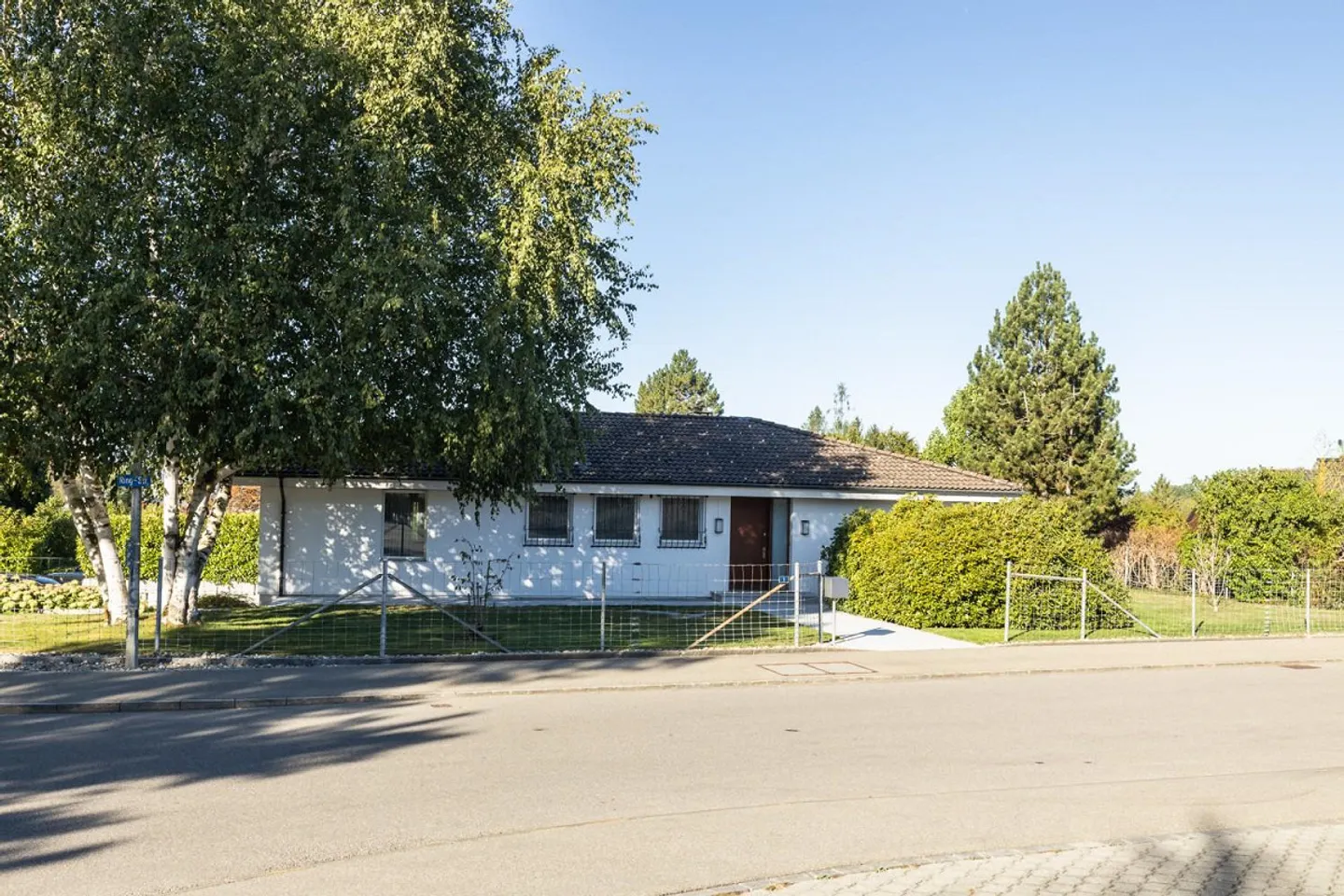 Emplacement ensoleillé proche de la ville - Photo 6 sur 11