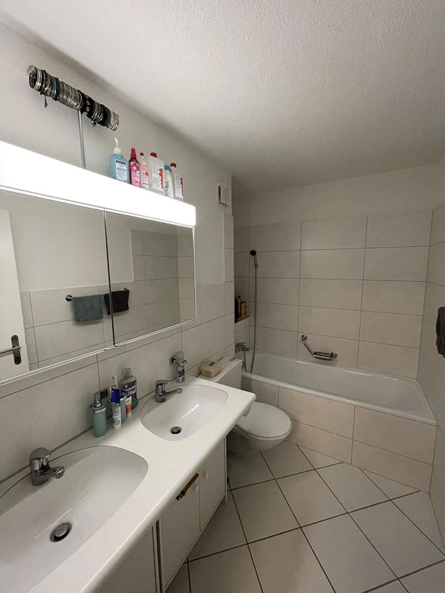 4½ Zimmer-Erdgeschoss-Wohnung mit angrenzender Grünfläche - Foto 7 von 10