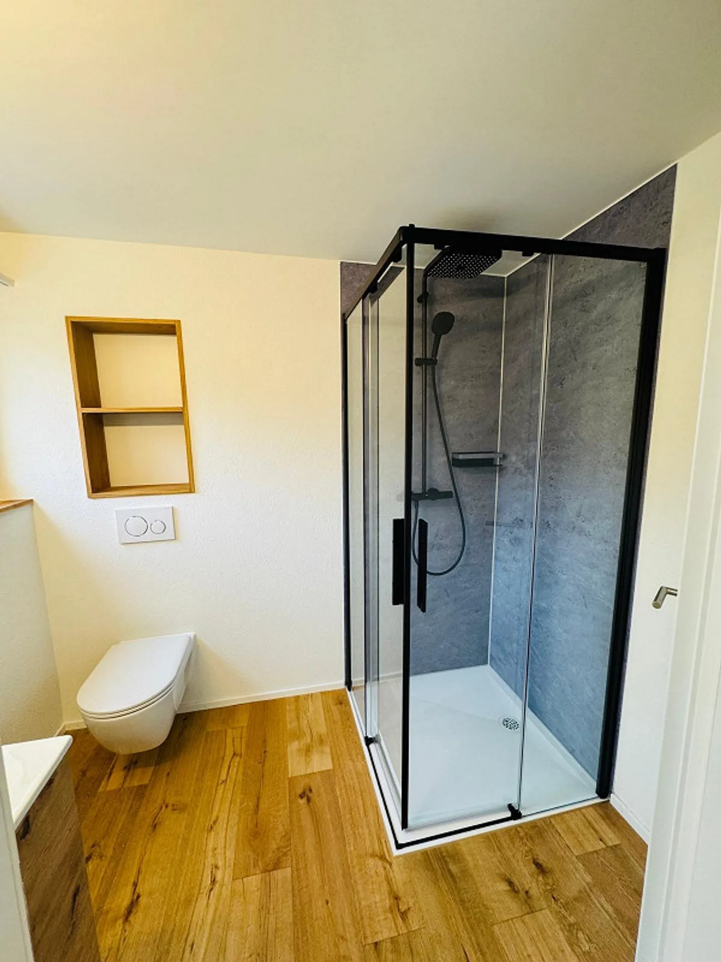 Maison semi-détachée de 4,5 pièces - Photo 2 sur 14