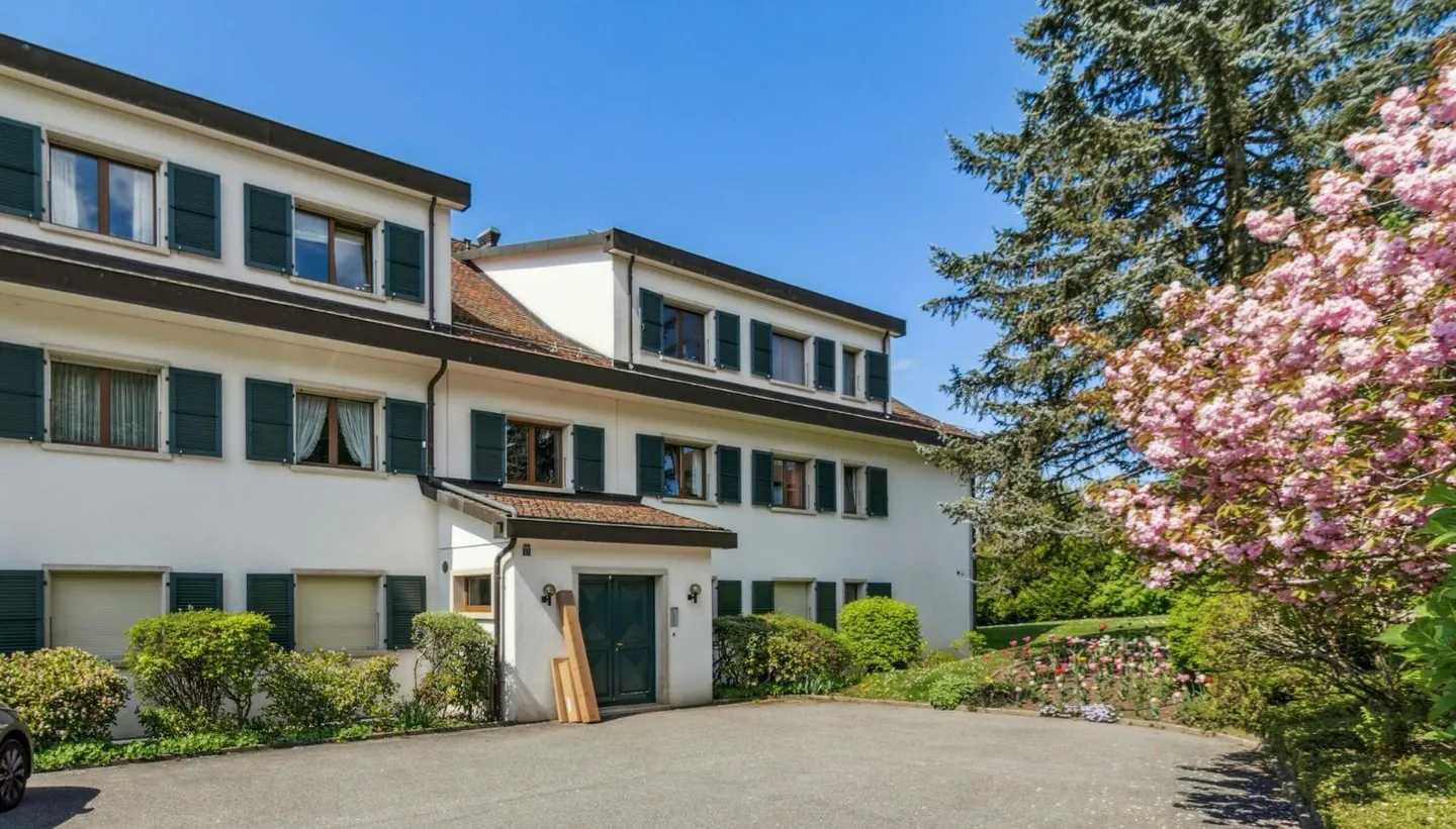 Spacious 5.5 room apartment - Close to the Golf of Lausanne - Photo 10 of 10