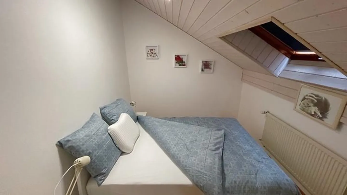 APPARTEMENT 3½ PIÈCES À PORRENTRUY (JU), MEUBLÉ, TEMPORAIRE - Photo 8 sur 10