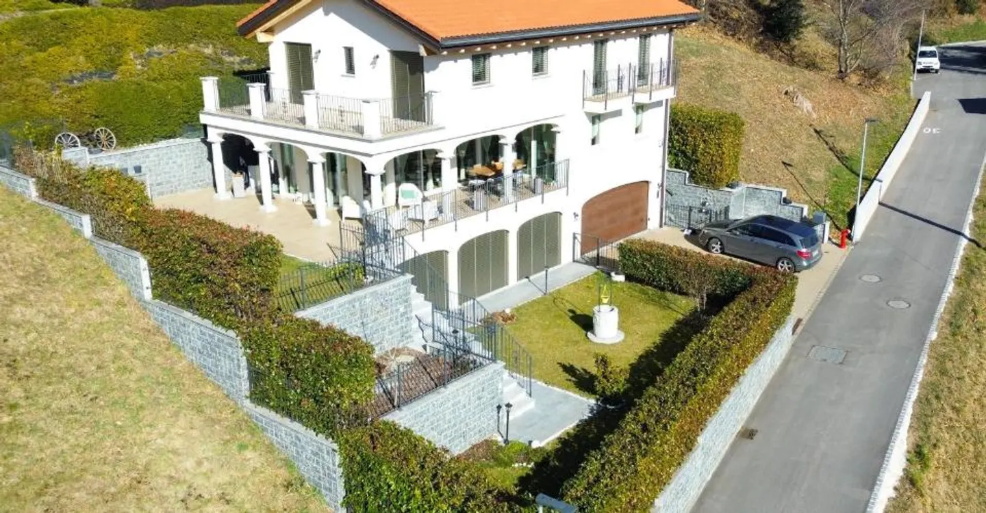 Affascinante villa in vendita a Capriasca - Photo 1 of 12