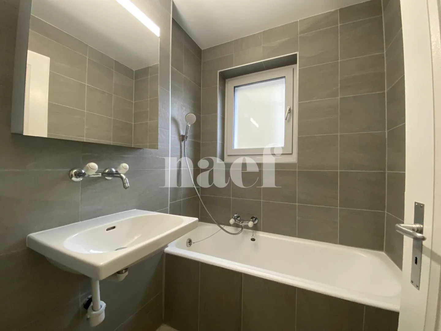 Appartamento 4 locali - Foto 9 di 10