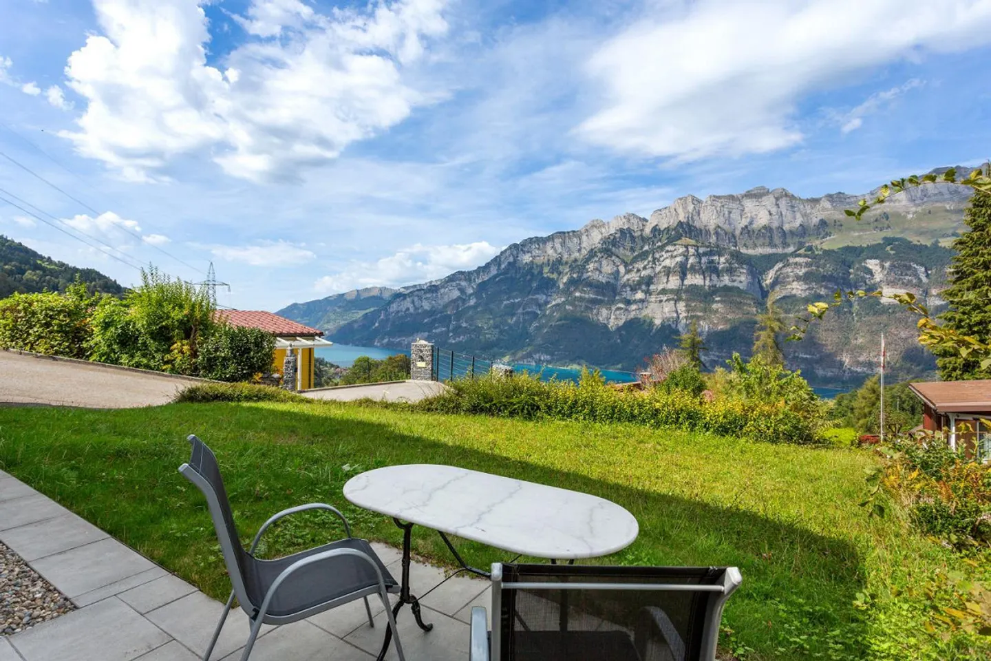 Maison individuelle avec vue imprenable sur le lac Walensee et les montagnes - Photo 3 sur 12