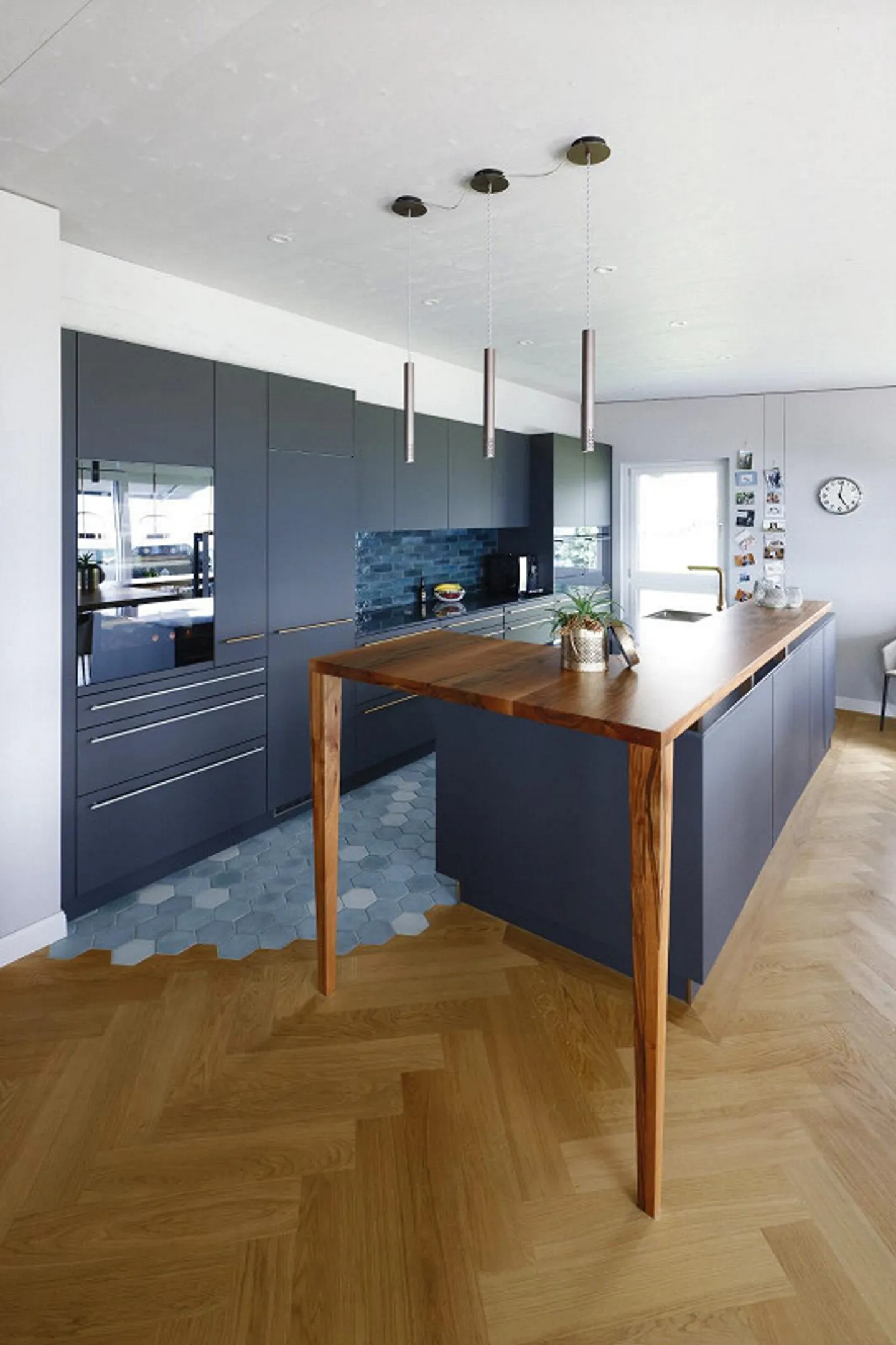 Live like in an eagle's nest in a quiet location with a wide view - Photo 5 of 8