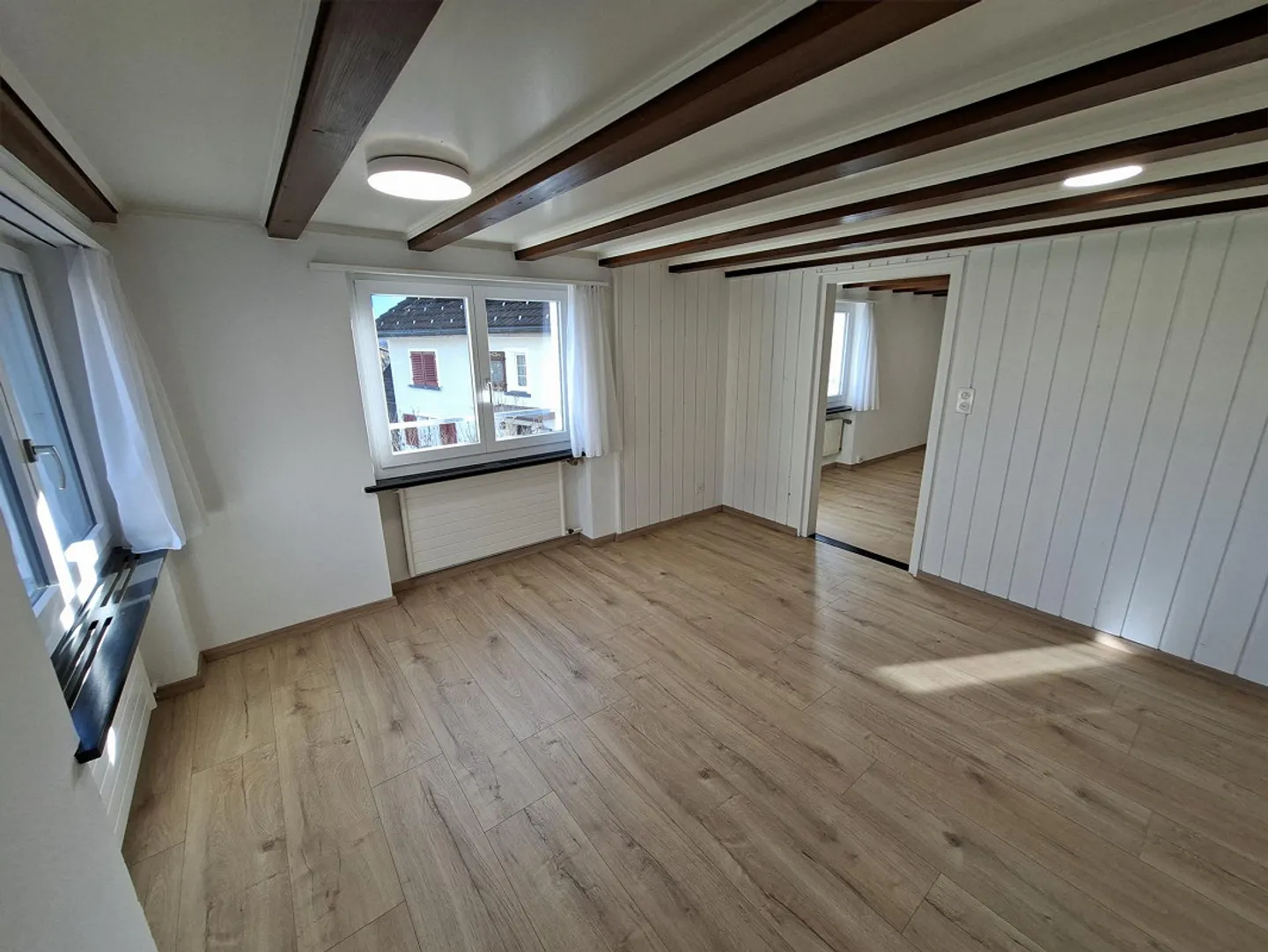 Charmantes Reiheneinfamilienhaus mit Weitsicht und idyllischem Sitzplatz. - Foto 5 von 15