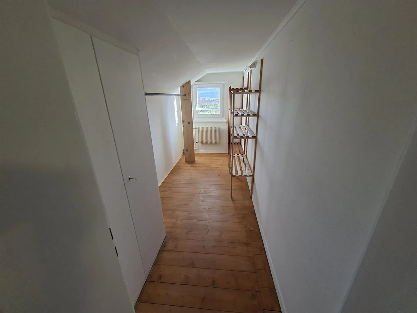 Charmantes Reiheneinfamilienhaus mit Weitsicht und idyllischem Sitzplatz. - Foto 8 von 15