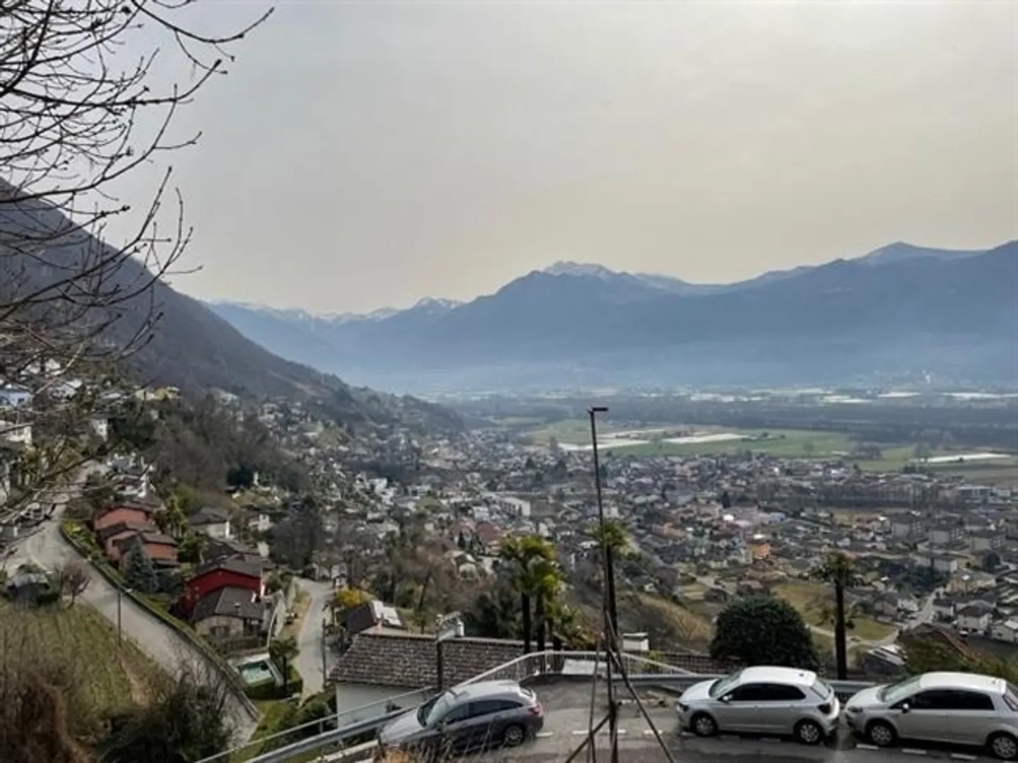 TERRENO EDIFICABILE R2 CON PROGETTO APPROVATO PER VILLA MONOFAMILIARE - Foto 7 di 8