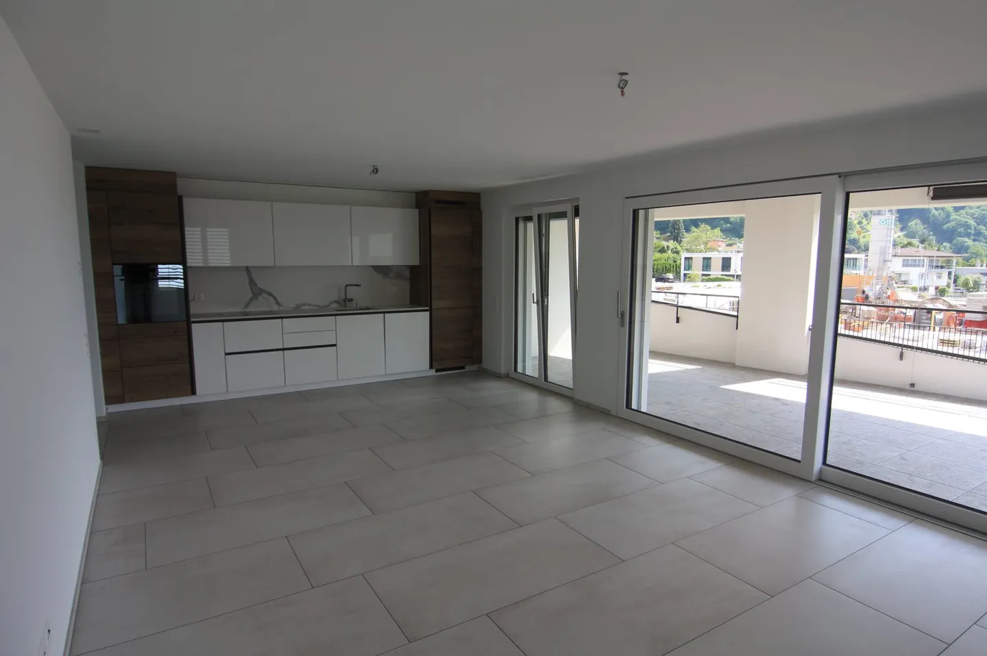 Nuovo appartamento di 4 stanze a S. Antonino - Foto 9 di 12