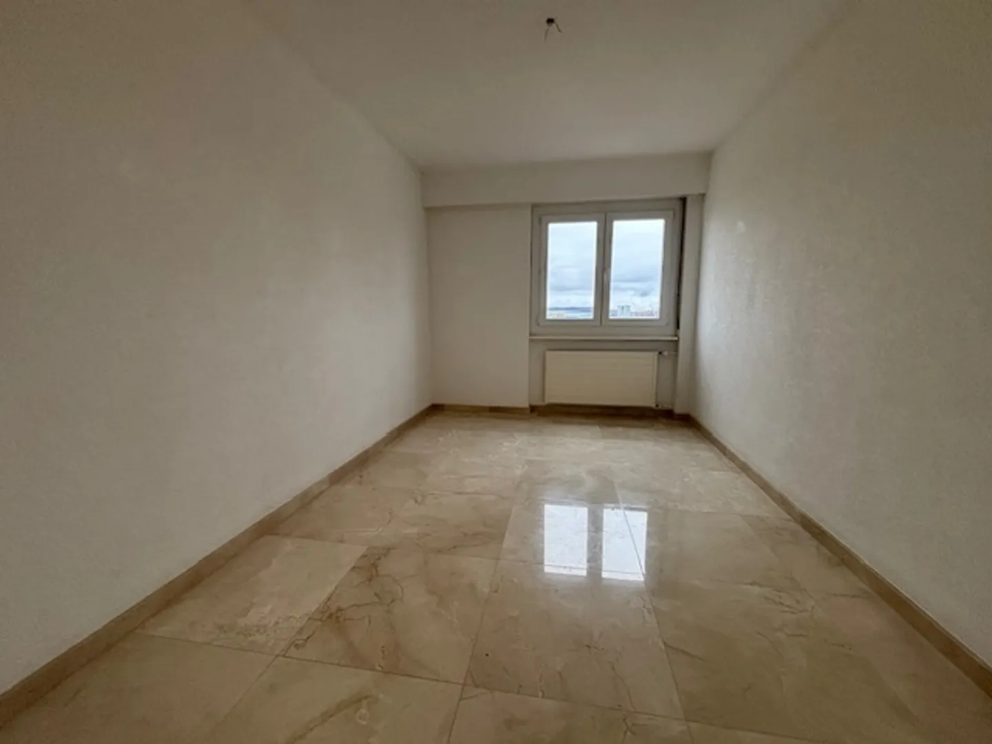 Appartamento luminoso 4,5 locali - Foto 9 di 11