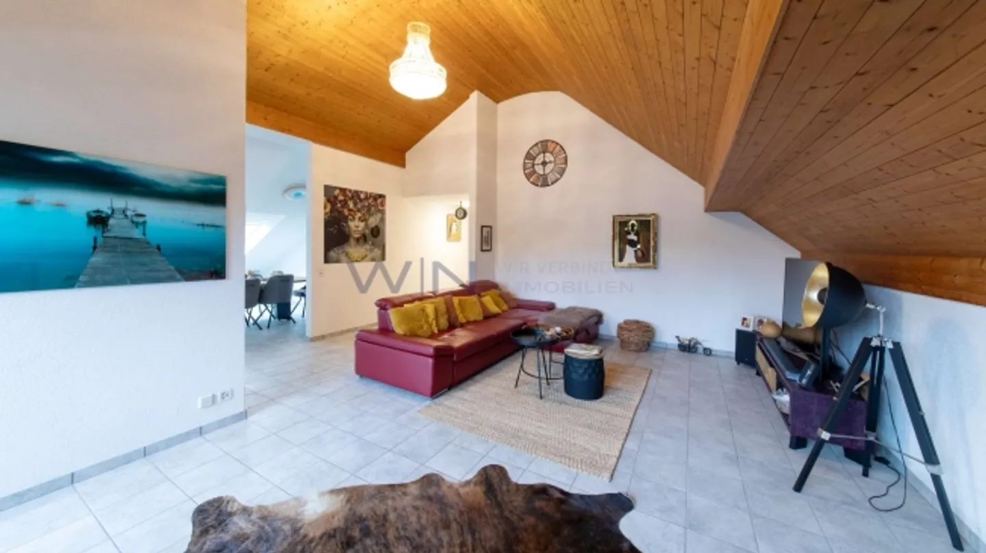 Votre nouveau chez-vous, spacieux et plein de charme - Photo 2 sur 8