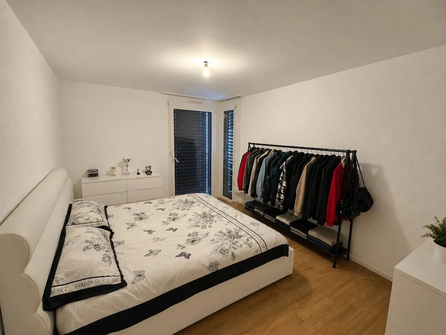 Modern Apartment in Green Area - Photo 4 of 5