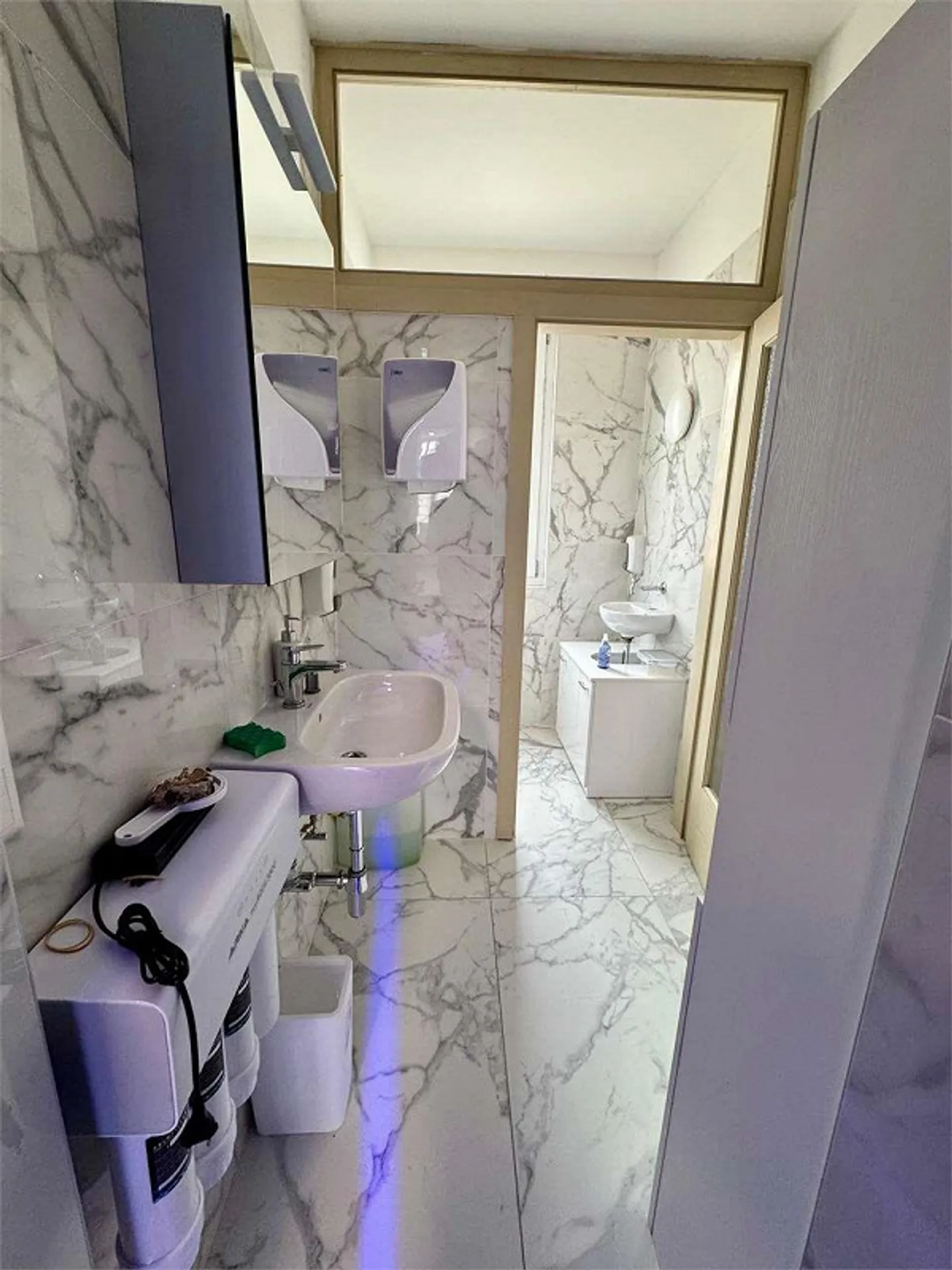 Ufficio moderno al primo piano a Chiasso - Foto 10 di 11