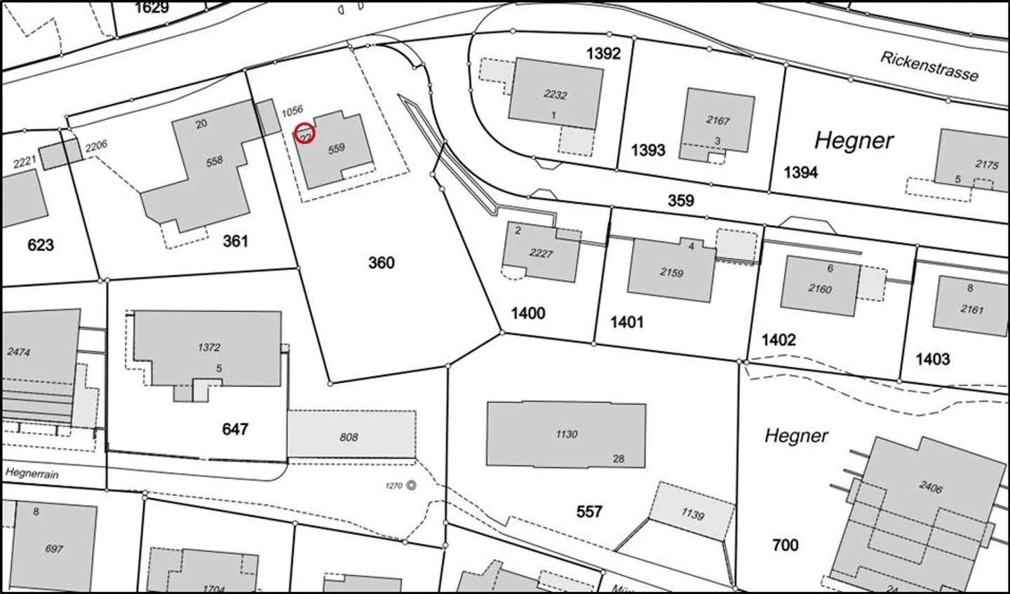 Large building plot for sale in a prime location - Photo 6 of 6