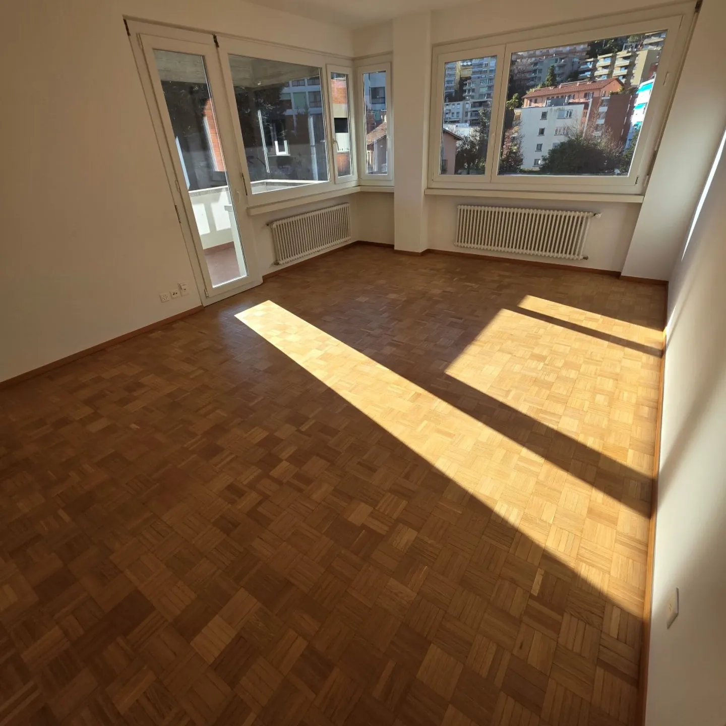 For rent in Via Trevano 7 6900 Lugano - bright 4.5 rooms - Photo 4 of 10